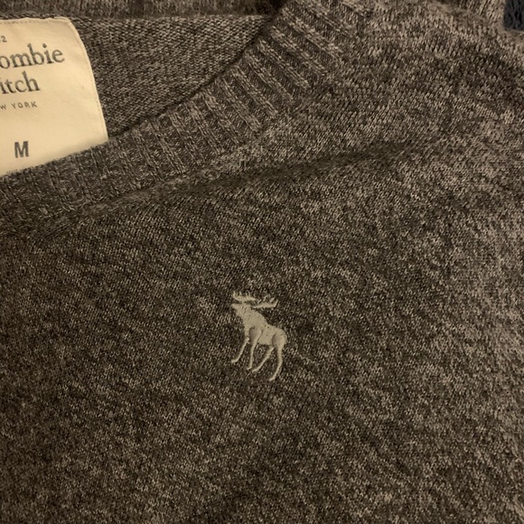 Abercrombie & Fitch men’s sweater M - Picture 3 of 3
